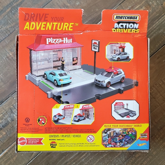 Matchbox Toys Matchbox Action Drivers Pizza Hut Pizza Run Playset